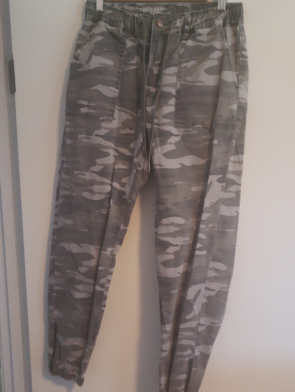 Grace&Lace Gray Camo Utility Jogger Pants